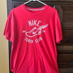 L Nike Track Club graphic tee.